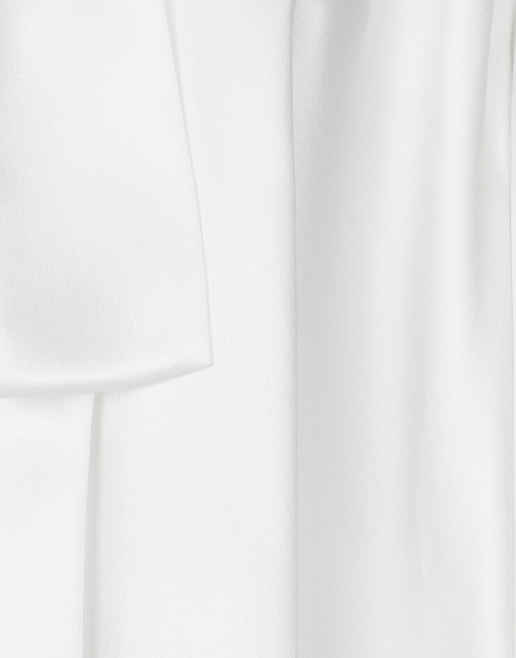 Dolce & Gabbana Blouse en soie avec lavallière nouée Blanc F5P96TFU1NU