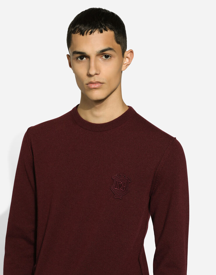 Dolce & Gabbana Cashmere round-neck sweater with DG embroidery Bordeaux GXX02ZJAWXS