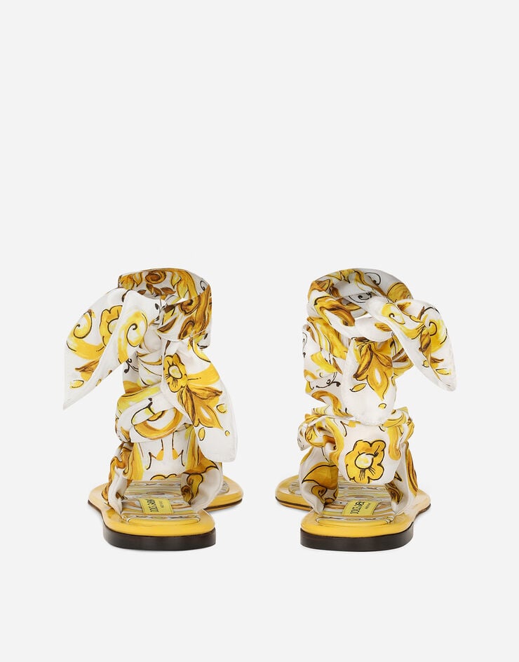 Dolce & Gabbana 프린트 실크 트윌 통 샌들 옐로 CQ0598AT850
