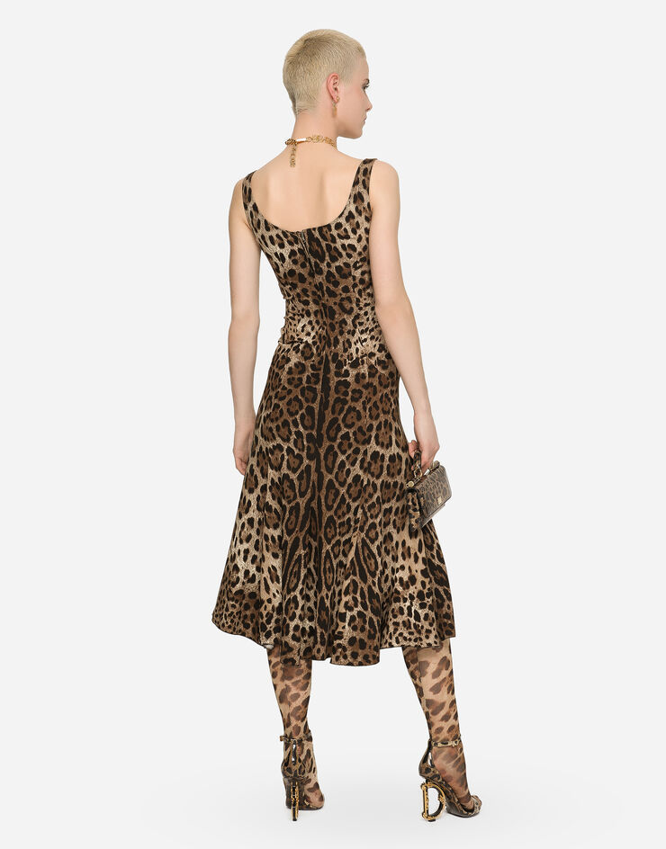 Dolce&Gabbana Longuette-Kleid aus Cady Leoprint Animal-Print F6CPUTFSRKI