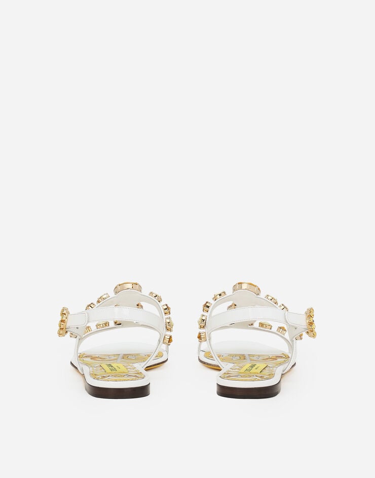 Dolce & Gabbana Sandalia de charol con piedras bordadas Blanco CQ0601AT848