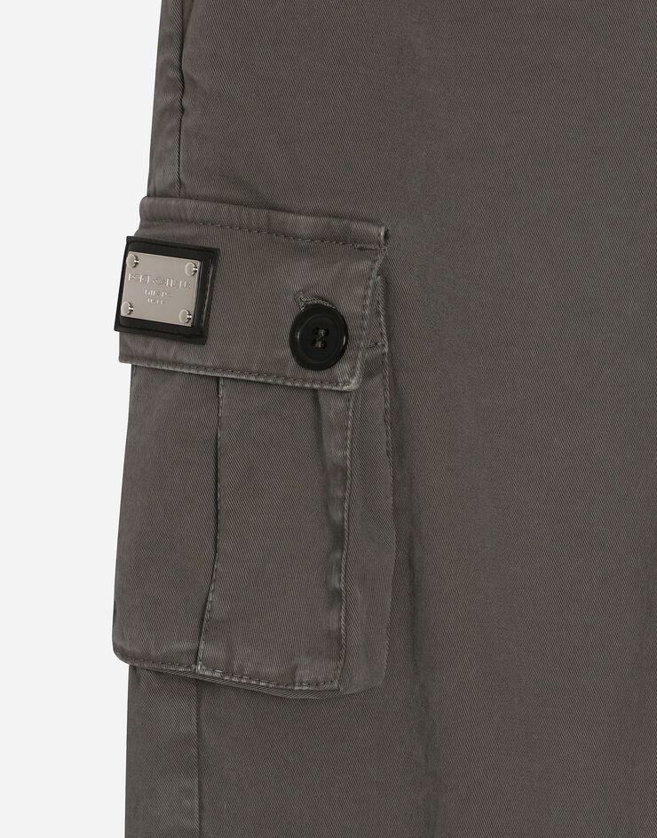 Dolce & Gabbana Gabardine cargo pants with branded tag Grey L44P66LY090