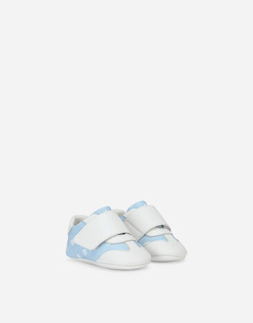 Dolce & Gabbana Sneaker newborn in nappa stampa DG logo Azzurro DK0117AU499