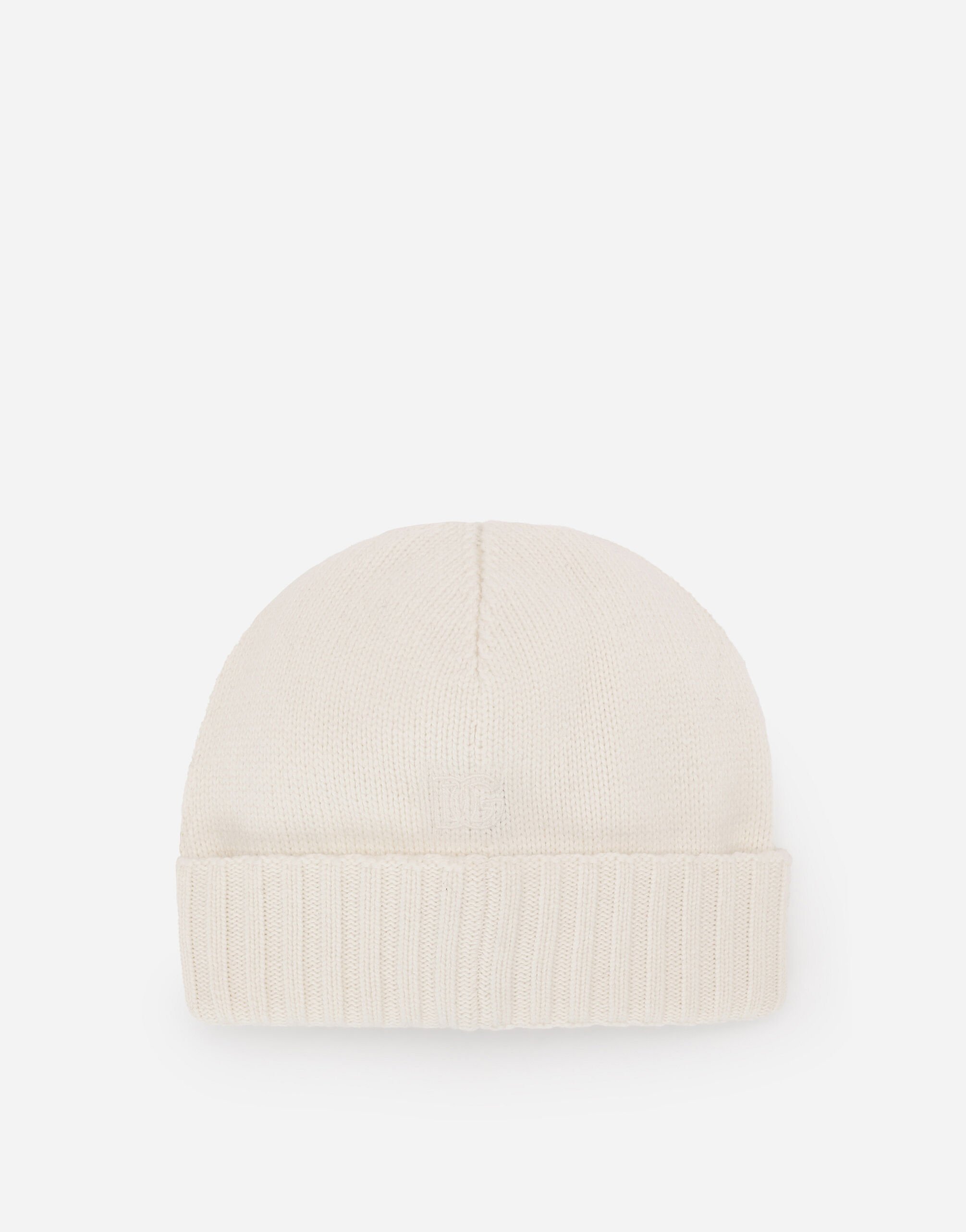 ${brand} Cashmere hat with DG logo embroidery ${colorDescription} ${masterID}