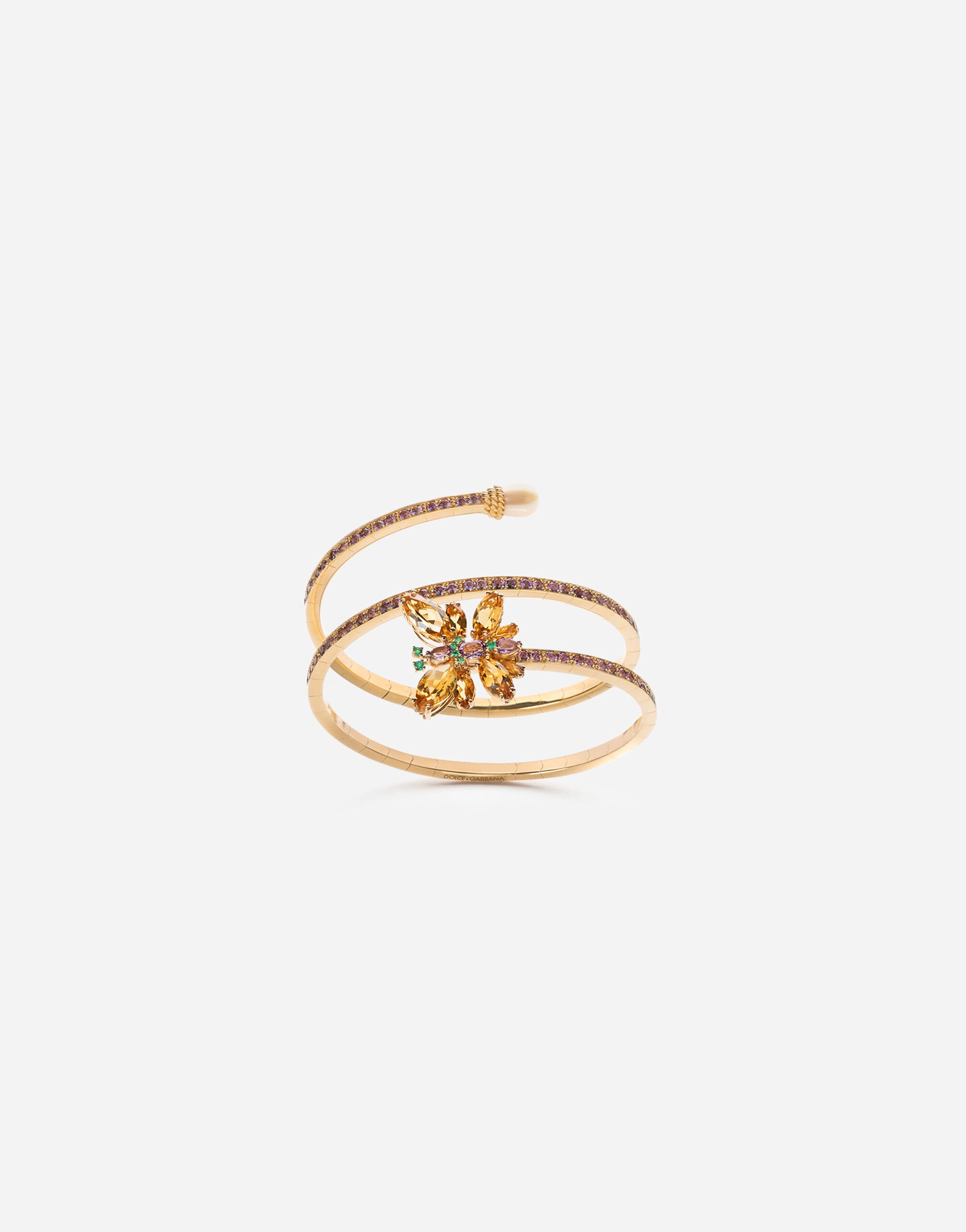 ${brand} Spring yellow gold bracelet with butterfly-shaped settings ${colorDescription} ${masterID}