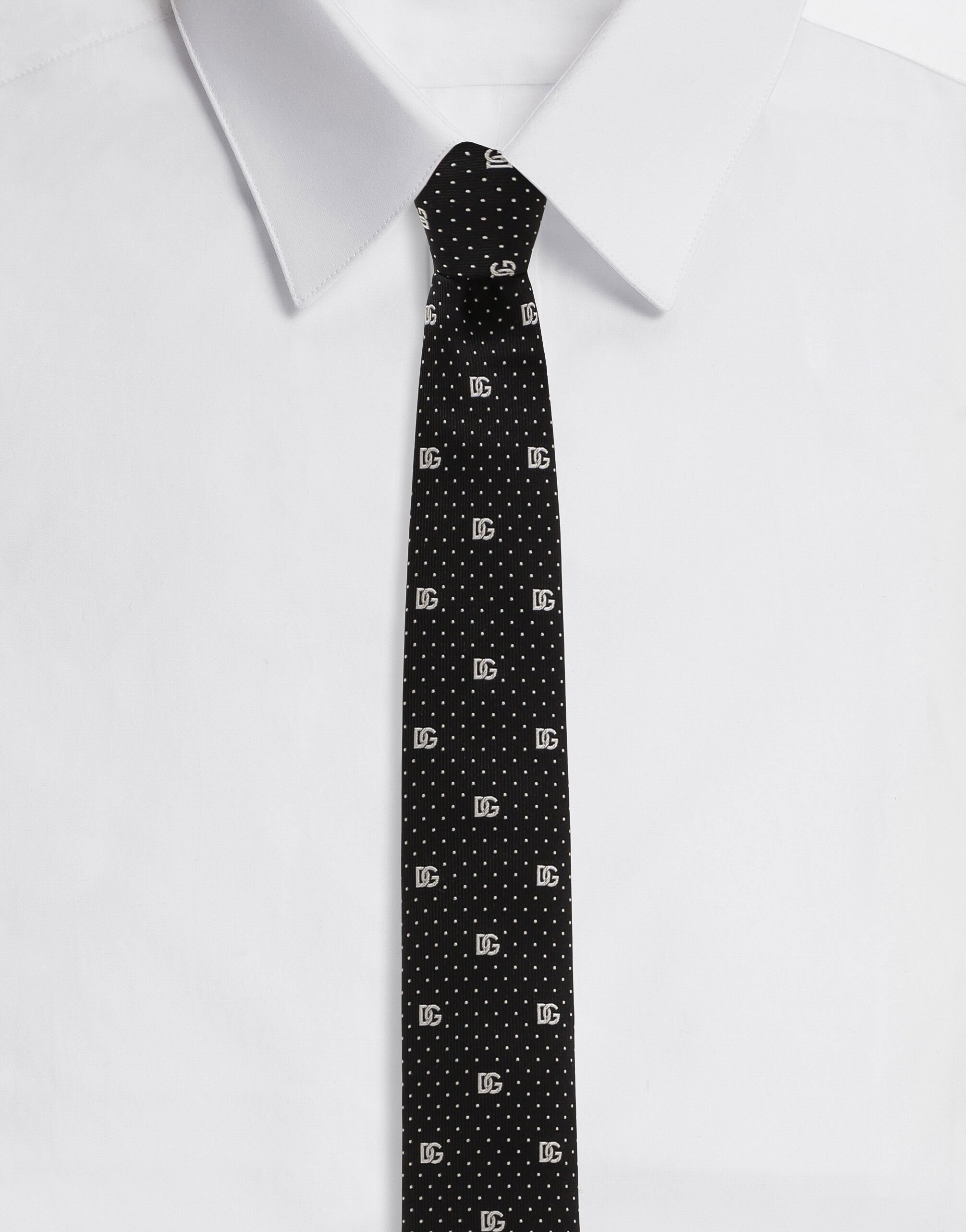 ${brand} Silk jacquard tie with DG logo ${colorDescription} ${masterID}