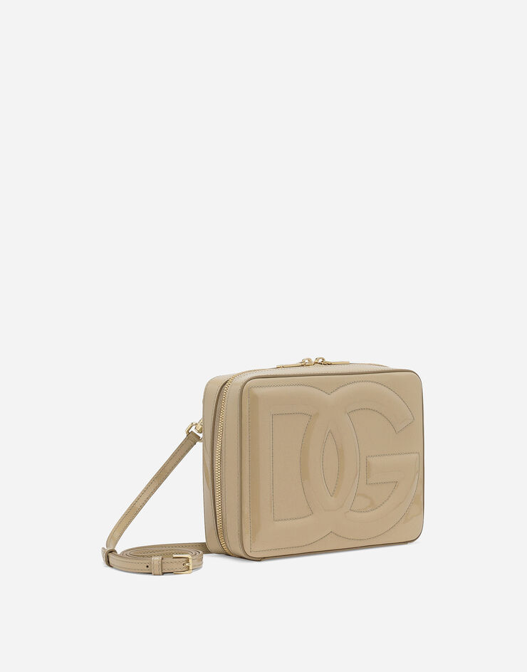 Dolce&Gabbana حقيبة كاميرا DG Logo متوسطة بيج BB7290A1471