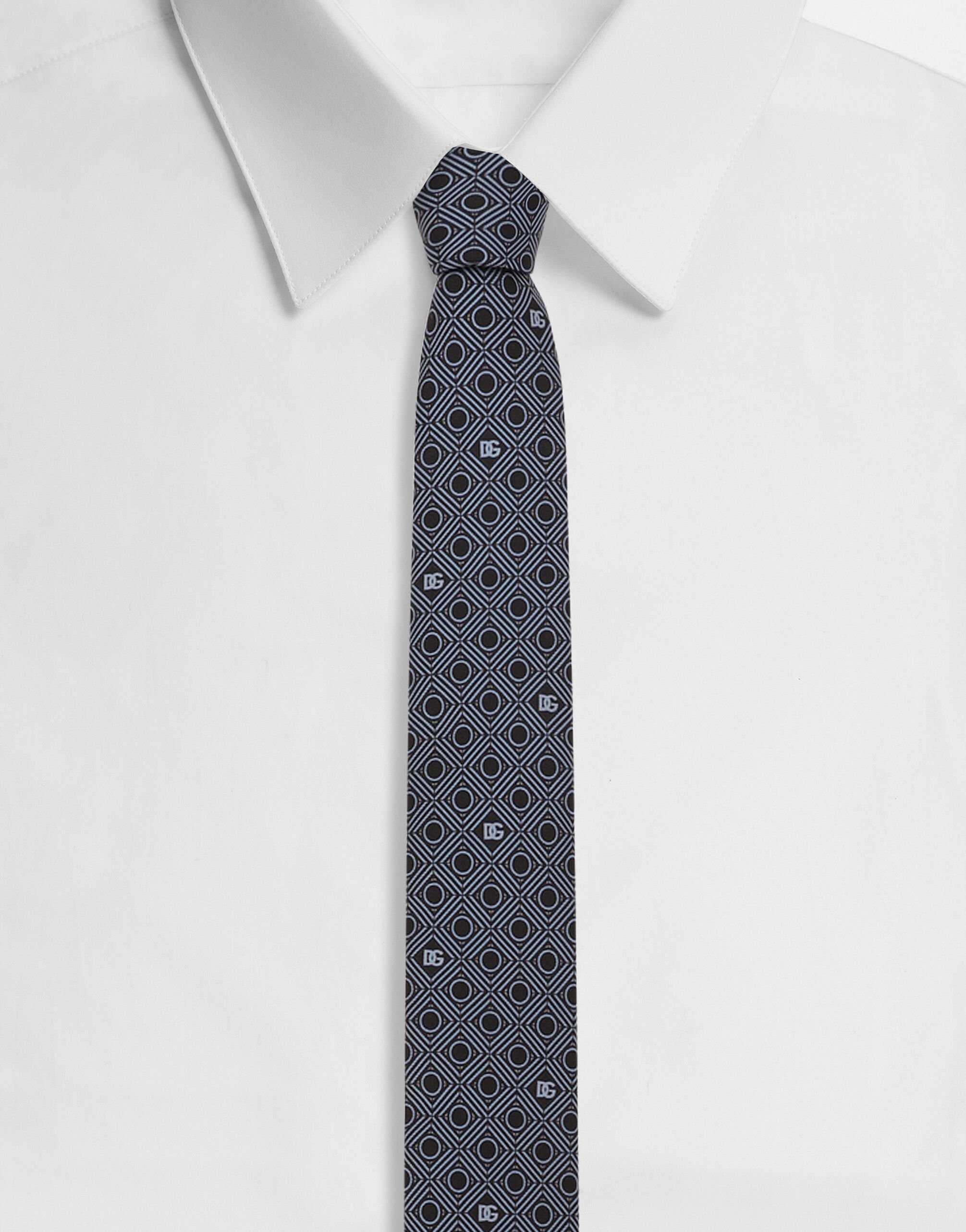 ${brand} Silk jacquard tie with micro-designs and DG logo ${colorDescription} ${masterID}