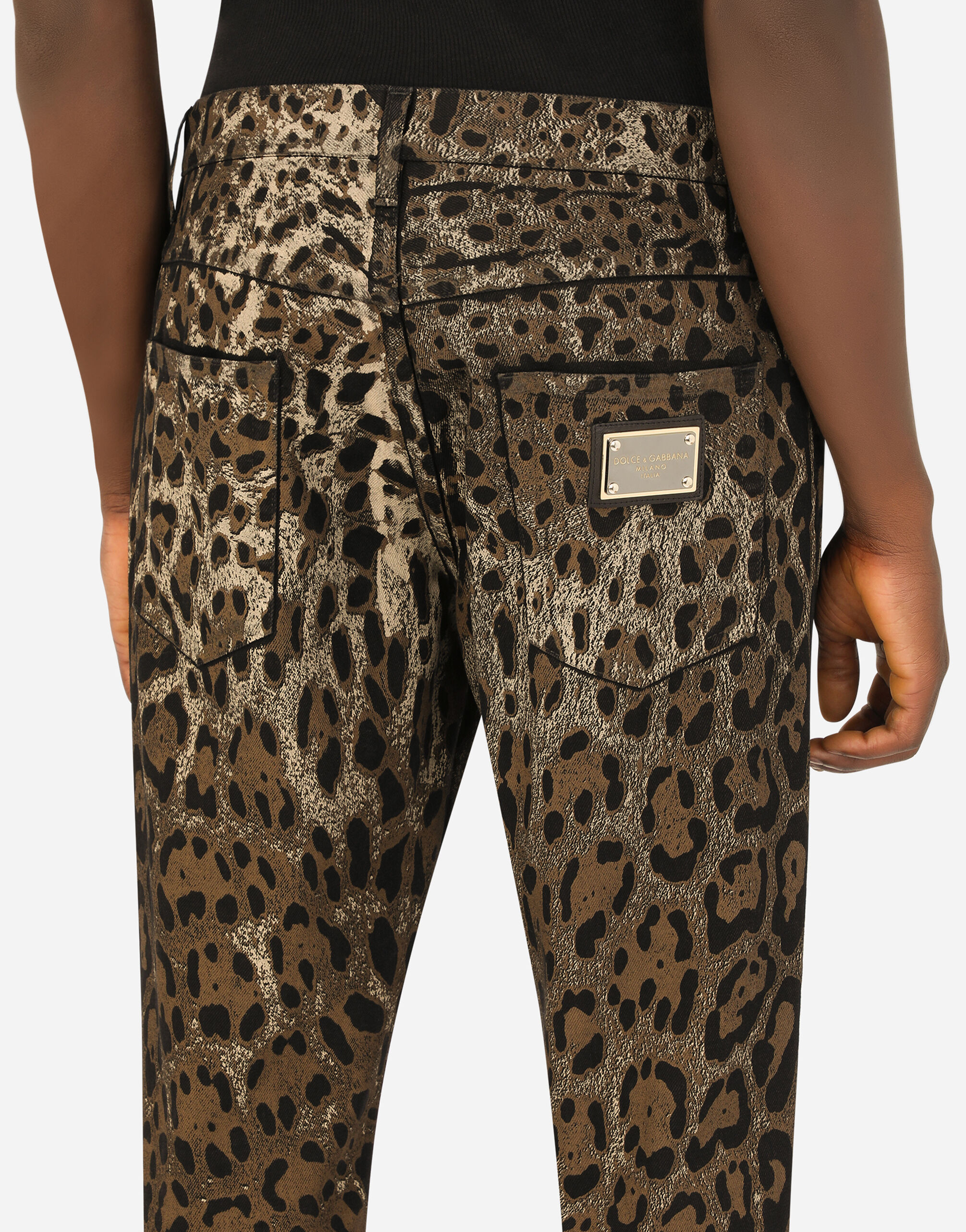 I Saw It First wide leg leopard print light wash jeans in blue denim | ASOS