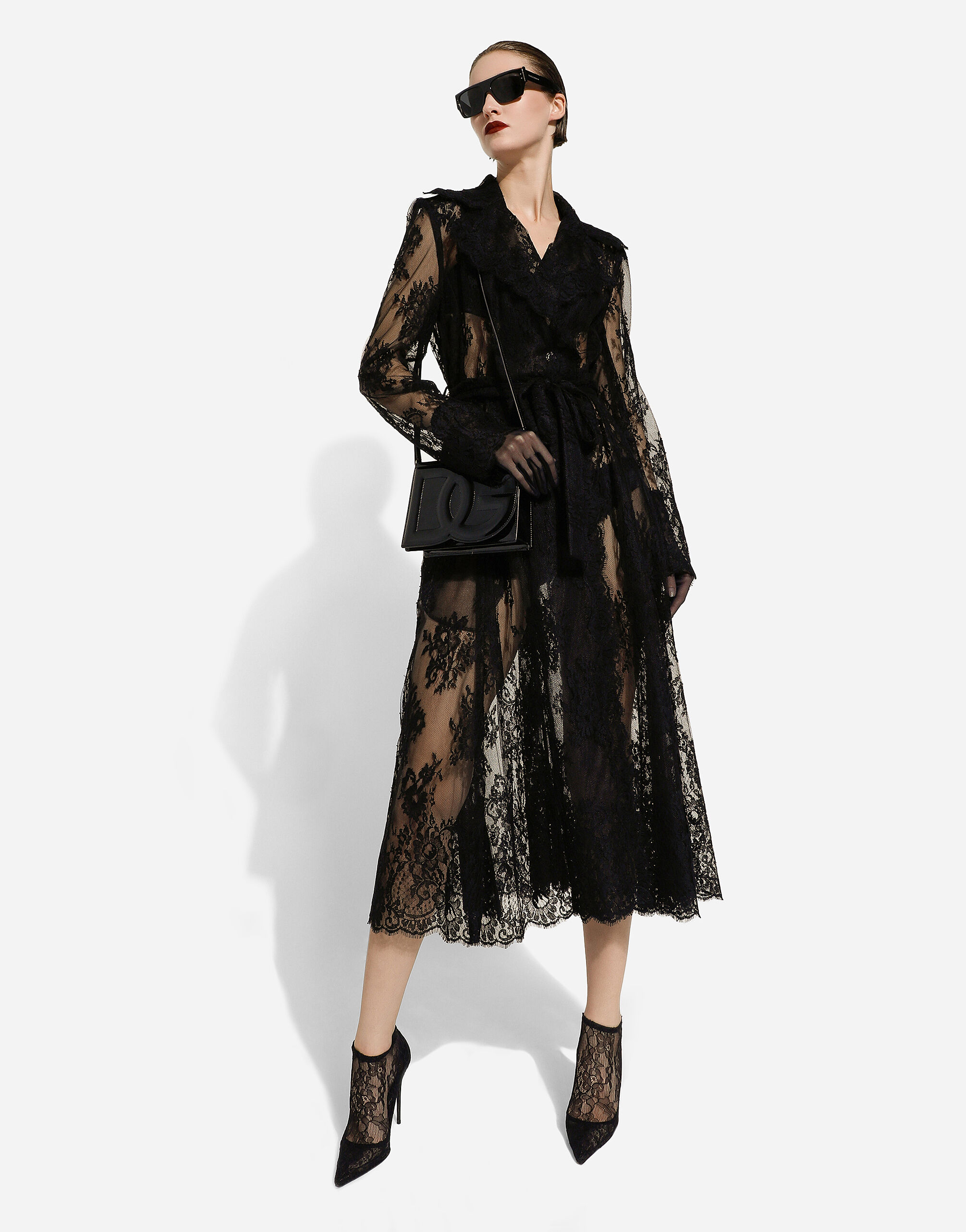 ブラックのウィメンズ コート シャンティイレース ベルト | Dolce&Gabbana®