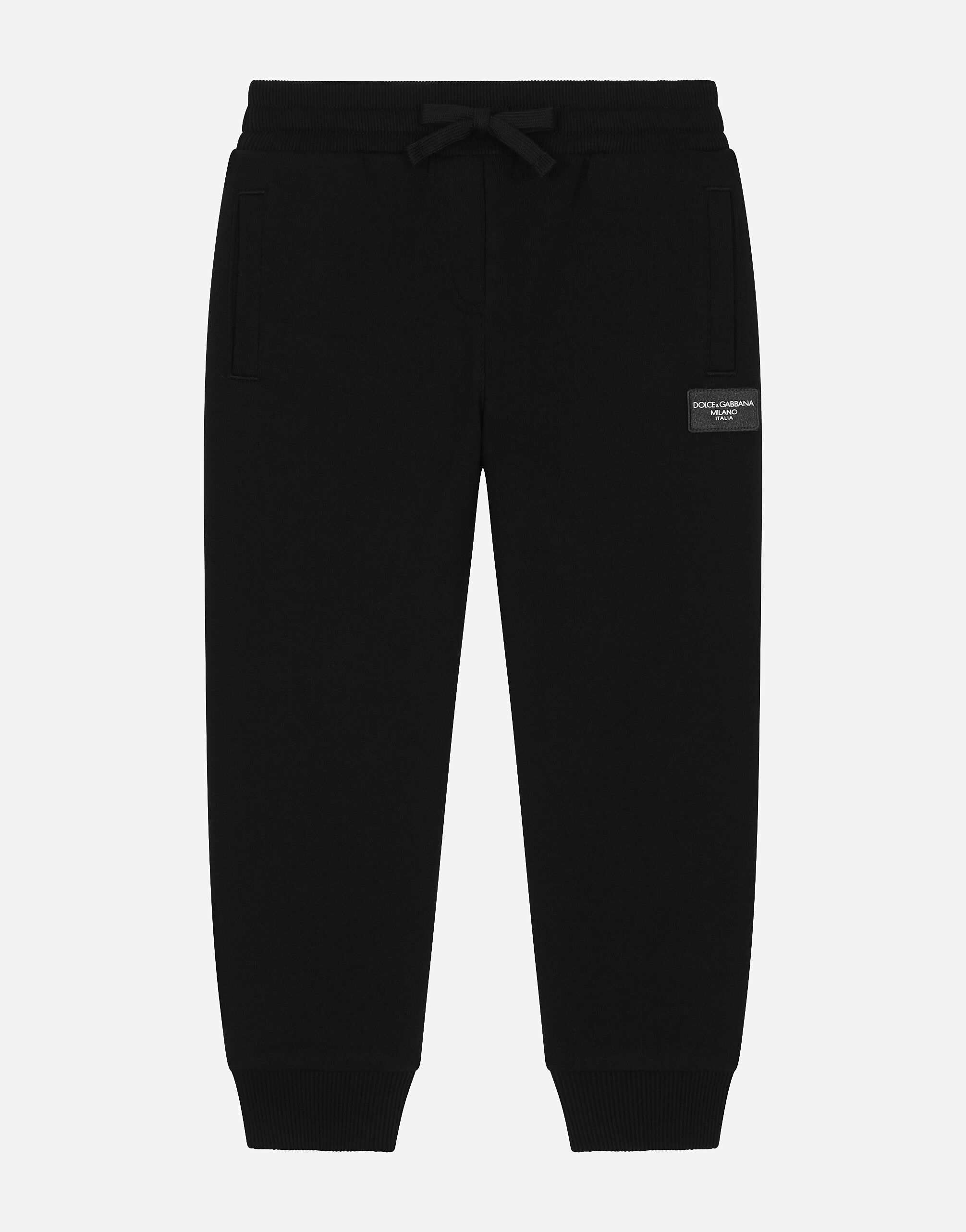 ${brand} Jersey jogging pants with logo patch ${colorDescription} ${masterID}