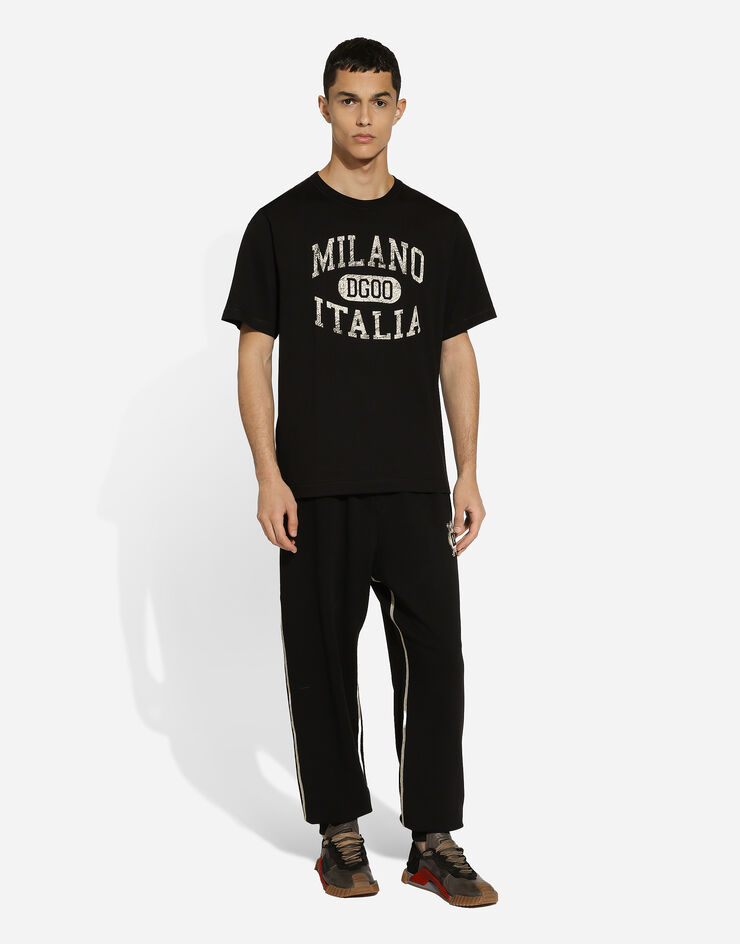 Dolce & Gabbana Cotton T-shirt with DG logo print Black G8PN9TG7NPV