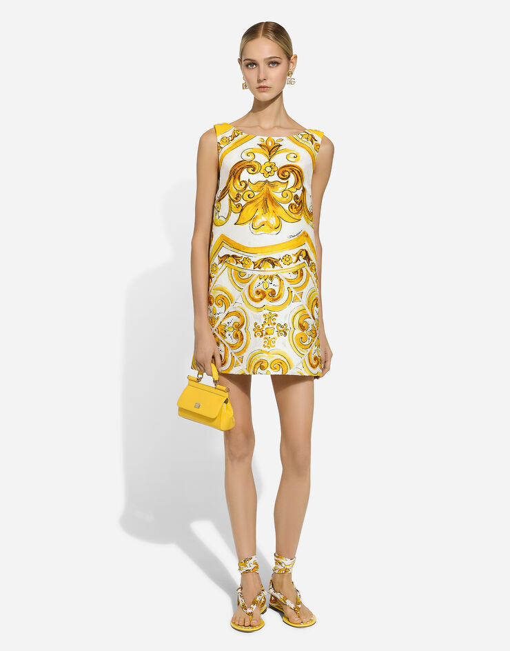 Dolce & Gabbana Короткое платье из парчи с принтом майолики Отпечатки F6JHPTFPTAZ