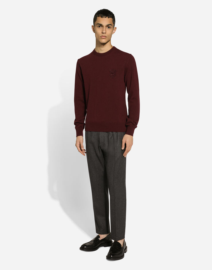 Dolce & Gabbana Cashmere round-neck sweater with DG embroidery Bordeaux GXX02ZJAWXS