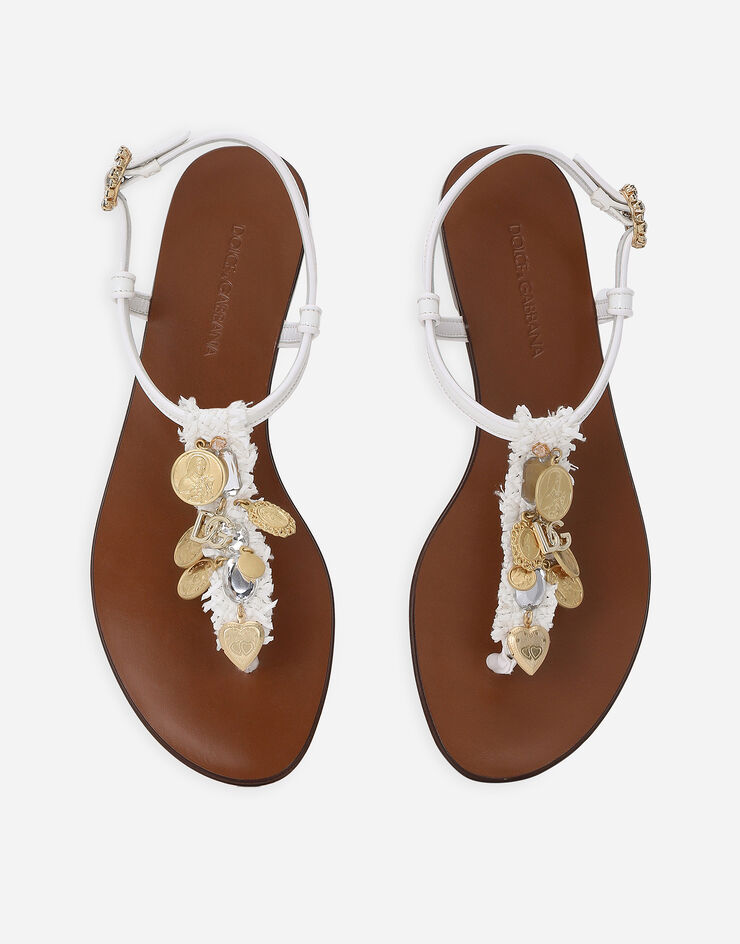 Dolce & Gabbana Sandalia de dedo de rafia con medallas votivas bordadas Blanco CQ0626AK225
