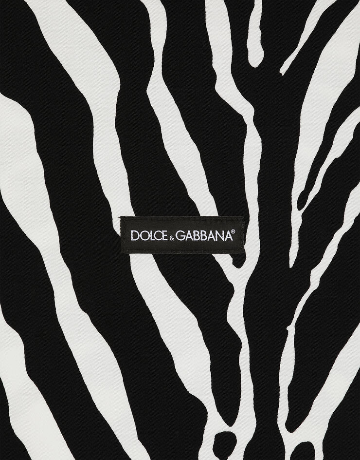 Dolce & Gabbana حقيبة تسوق من قماش كانفاس بطبعة حمار وحشي مطبعة GZ031AGI897