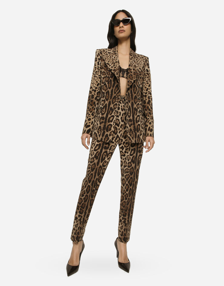 Dolce&Gabbana Pantalón de talle alto de lana con estampado de leopardo Estampado Animalier FTAM2TFSBAW