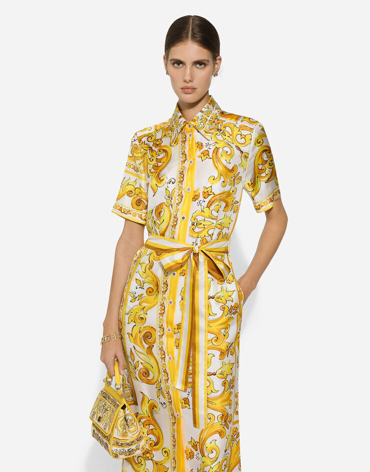 Dolce & Gabbana Vestido camisero midi con cinturón en sarga de seda con estampado Maiolica Imprima F6JICTHI1TK