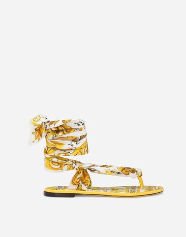 Dolce & Gabbana Sandalo infradito in twill di seta stampata Giallo CQ0598AT850