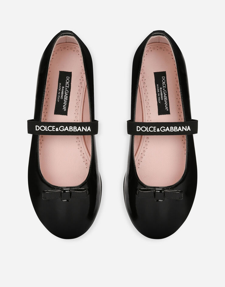 Dolce & Gabbana باليرينا من جلد لامع بفيونكة أسود D11294A4831