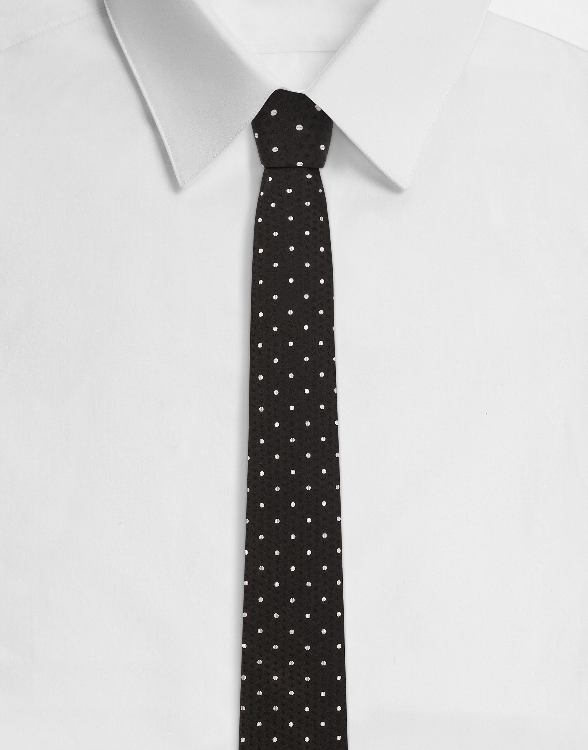 ${brand} Silk jacquard tie with polka-dot design ${colorDescription} ${masterID}