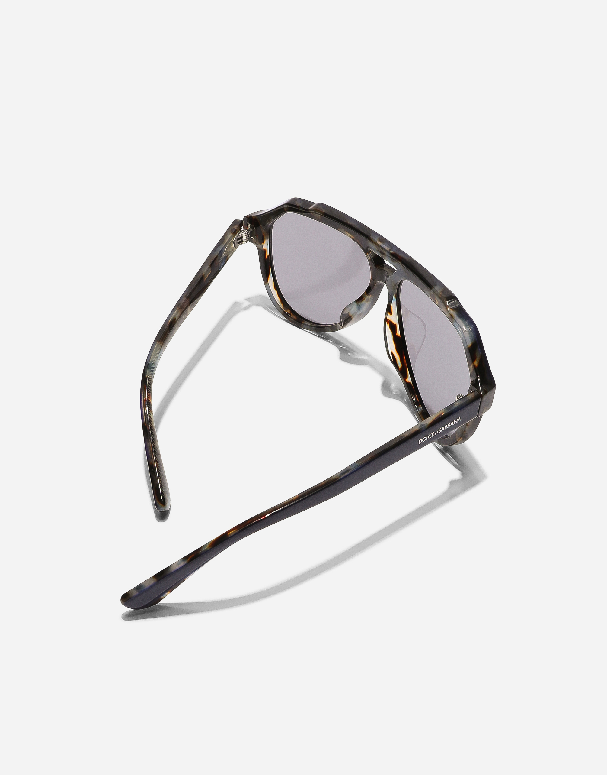 Dolce & Gabbana Unisex Brown Tortoise Wrap POLARIZED SUNGLASSES New With  Case | Dolce and gabbana, Polarized sunglasses, Unisex sunglasses