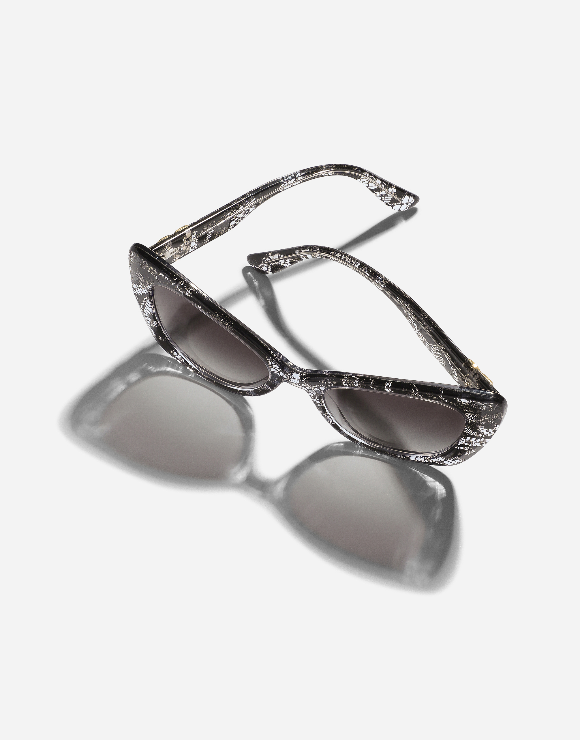 ブラック DG Crossed sunglasses | Dolce&Gabbana®