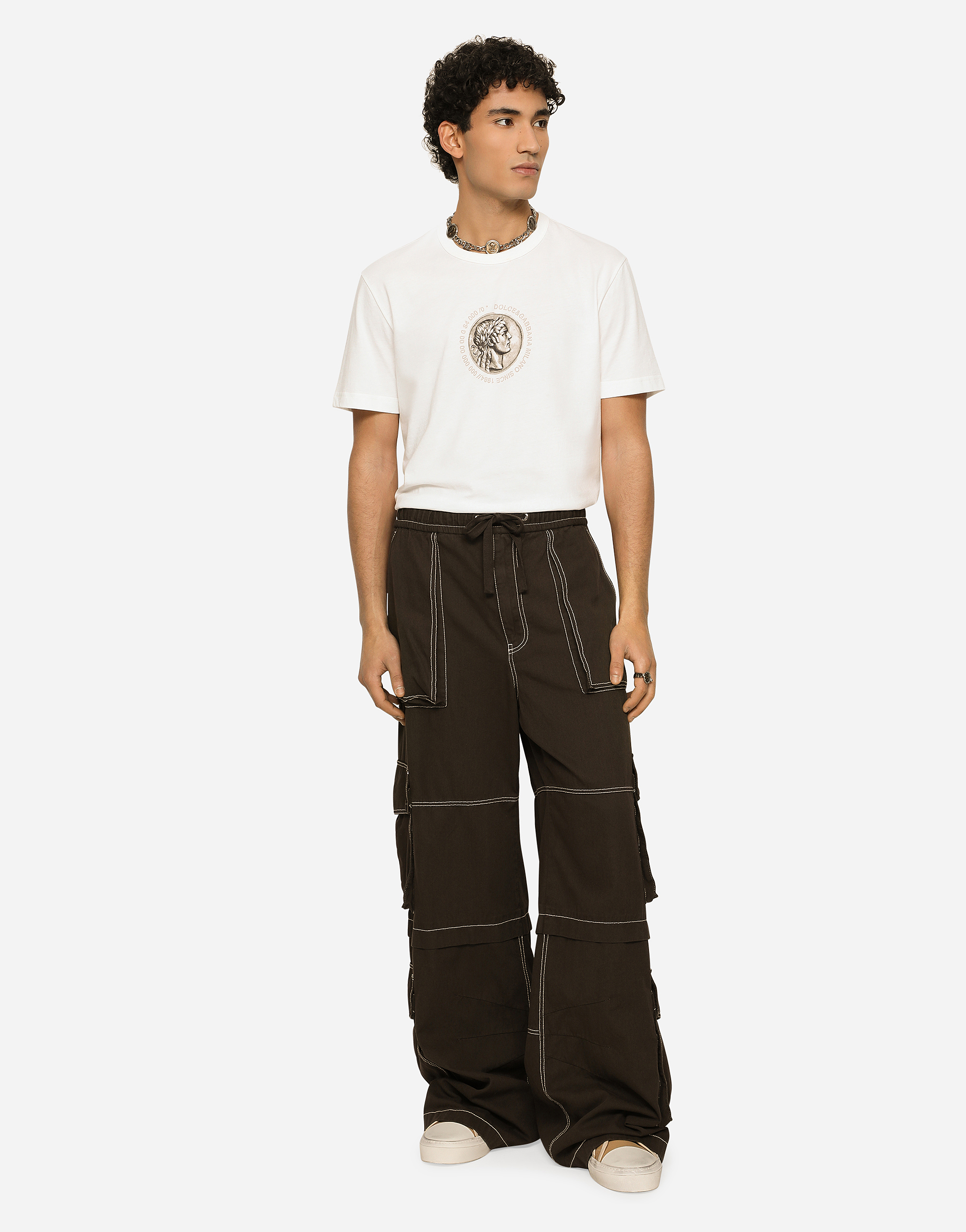 Shop Dolce & Gabbana Pantalone Cargo Jogging Cotone Multitasche In Marrone