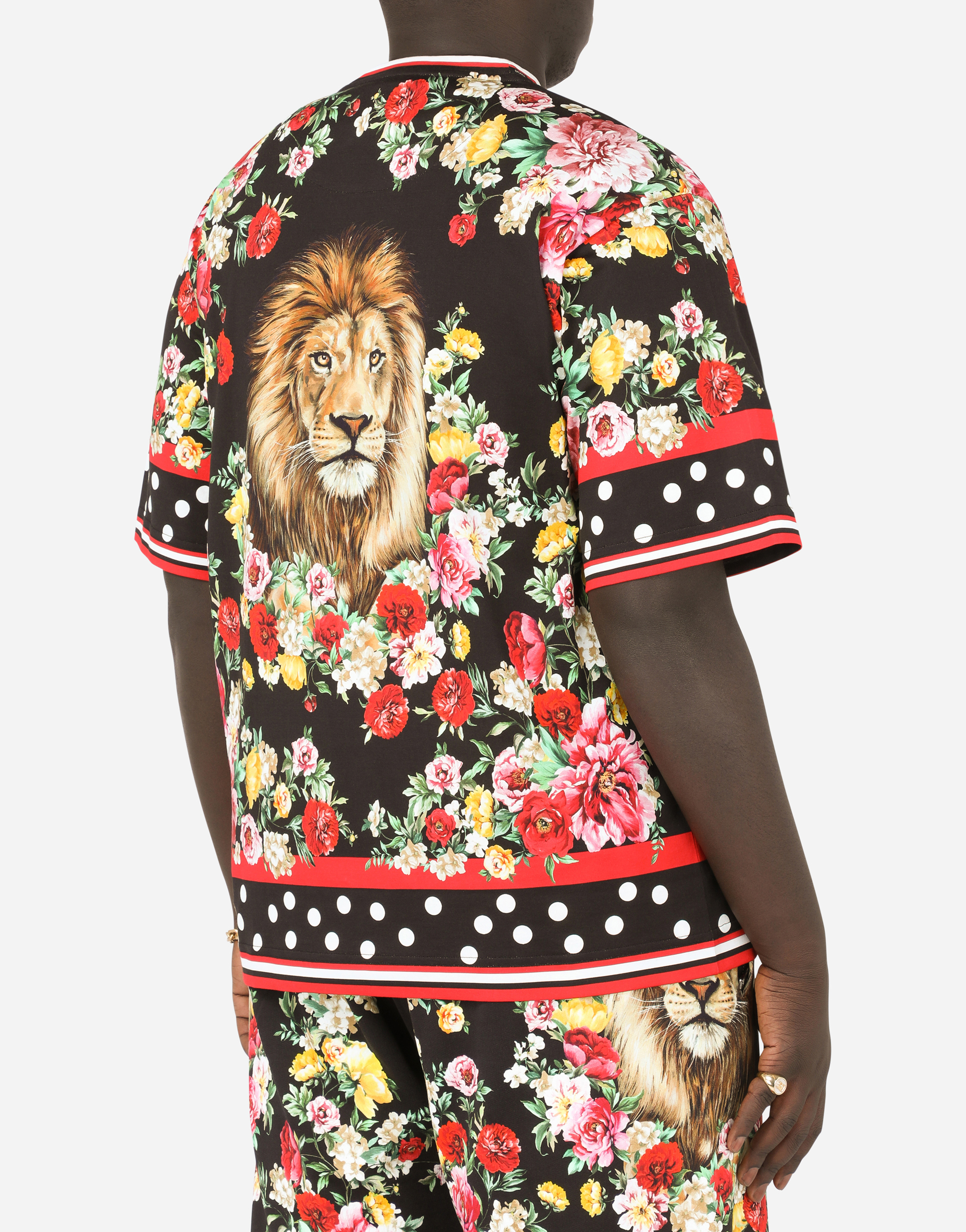 dolce gabbana lion t shirt